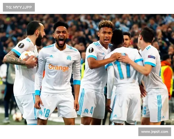 法甲焦点之战：里尔主场迎战劲敌里昂激战即将打响